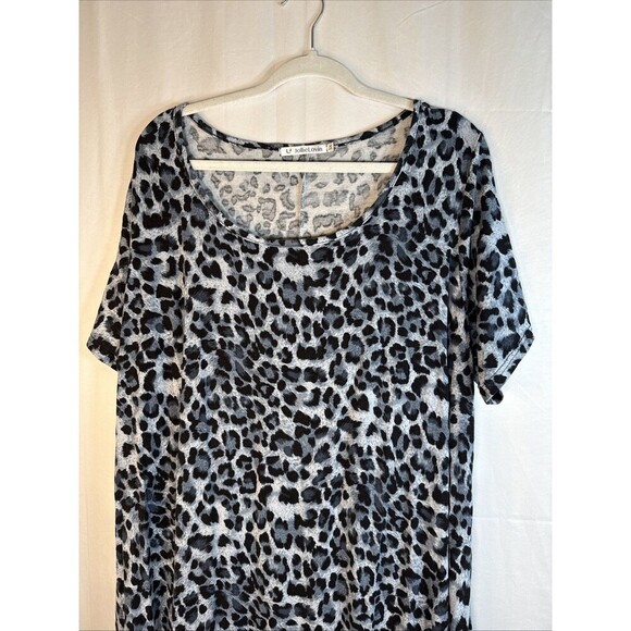 Jollie Lovin Animal Print Short Sleeve T Shirt Size 5X Preowned - Picture 3 of 10